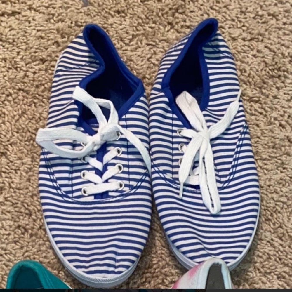 Navy blue and white striped canvas shoes size 8
